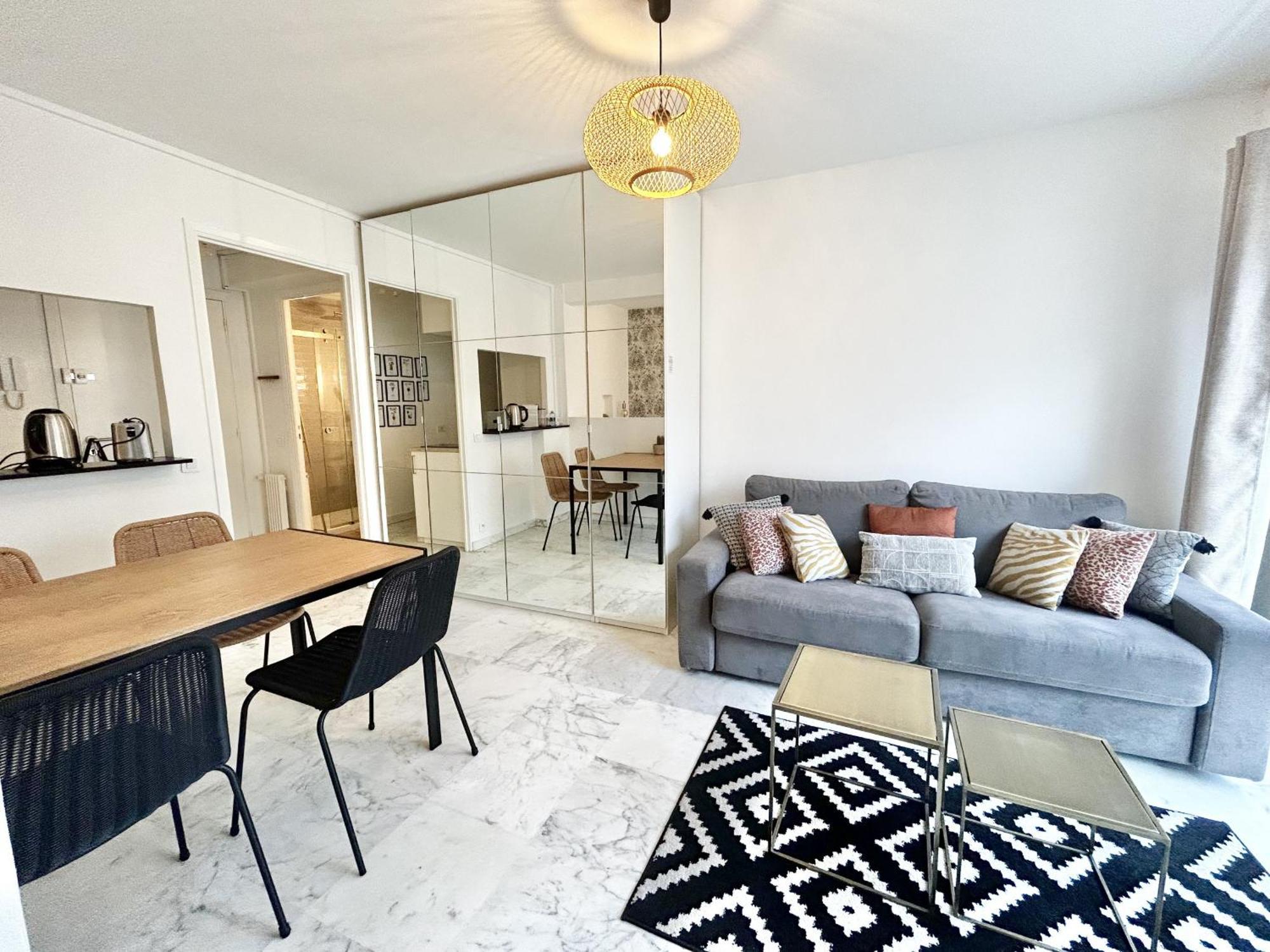 Aparthotel Riviera - Nice Carre D'Or - Large Studio Ac Terrasse - Tres Calme - Balcon Berlioz 2 Εξωτερικό φωτογραφία